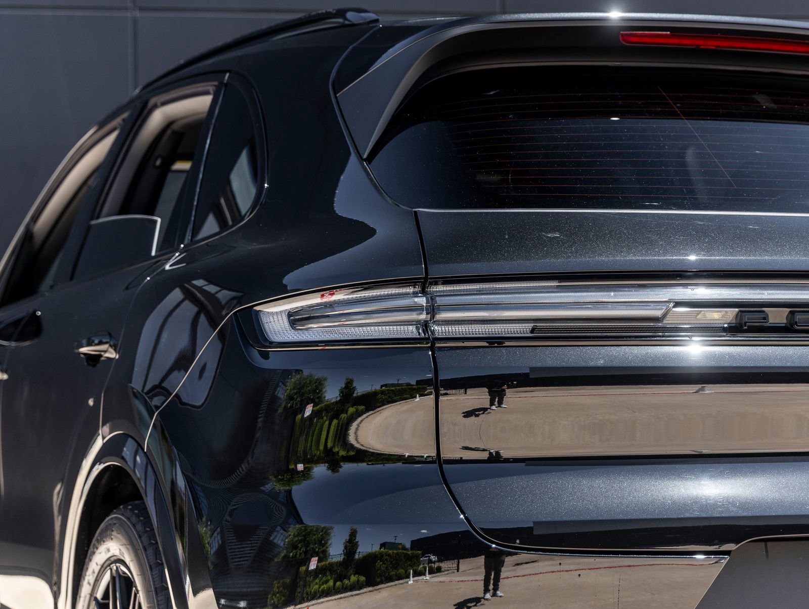 Used 2024 Porsche Cayenne S AWD/4WD image 13