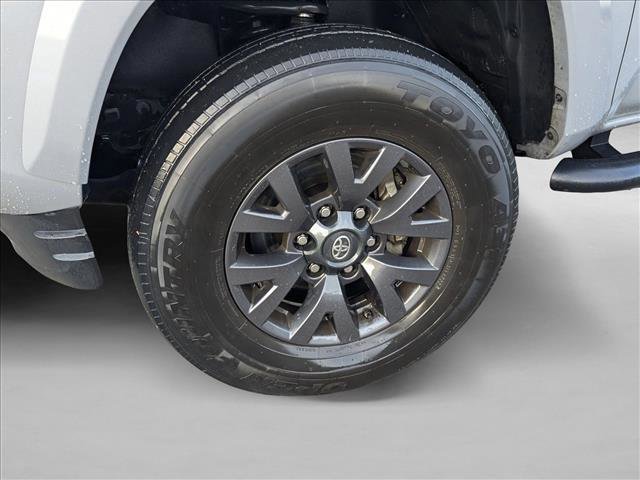 Used 2021 Toyota Tacoma SR5 w/ Technology Package image 20