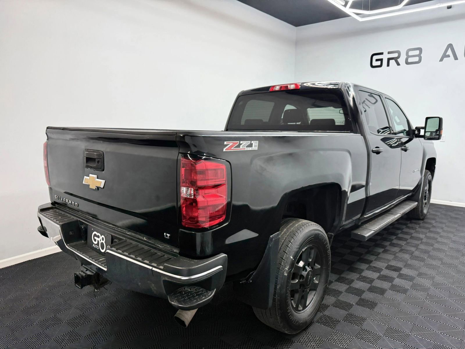 Used 2015 Chevrolet Silverado 2500 LT w/ Z71 Package, Off-Road AWD/4WD image 8