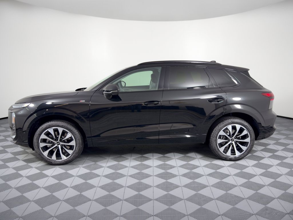 New 2026 Audi Q3 quattro 2.0T AWD/4WD image 2