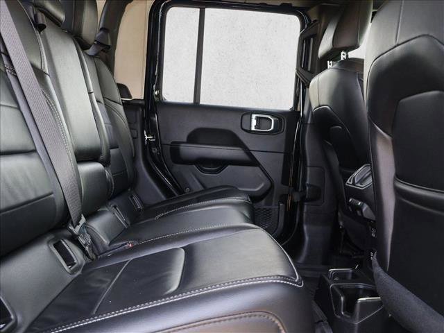 Used 2022 Jeep Gladiator Overland w/ Popular Equipment Package image 23