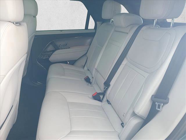 Certified 2025 Land Rover Range Rover Sport SE image 21
