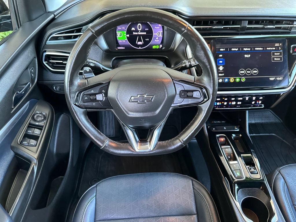 Used 2023 Chevrolet Bolt EUV LT w/ Convenience Package FWD image 13