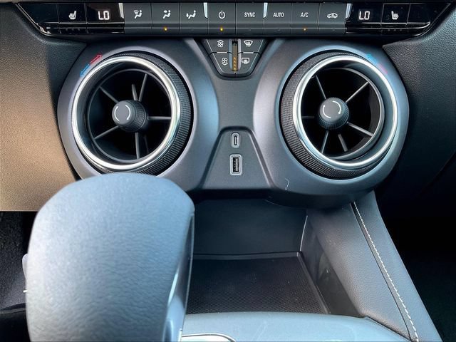 New 2026 Chevrolet Blazer LT w/ Midnight/Sport Edition FWD image 8