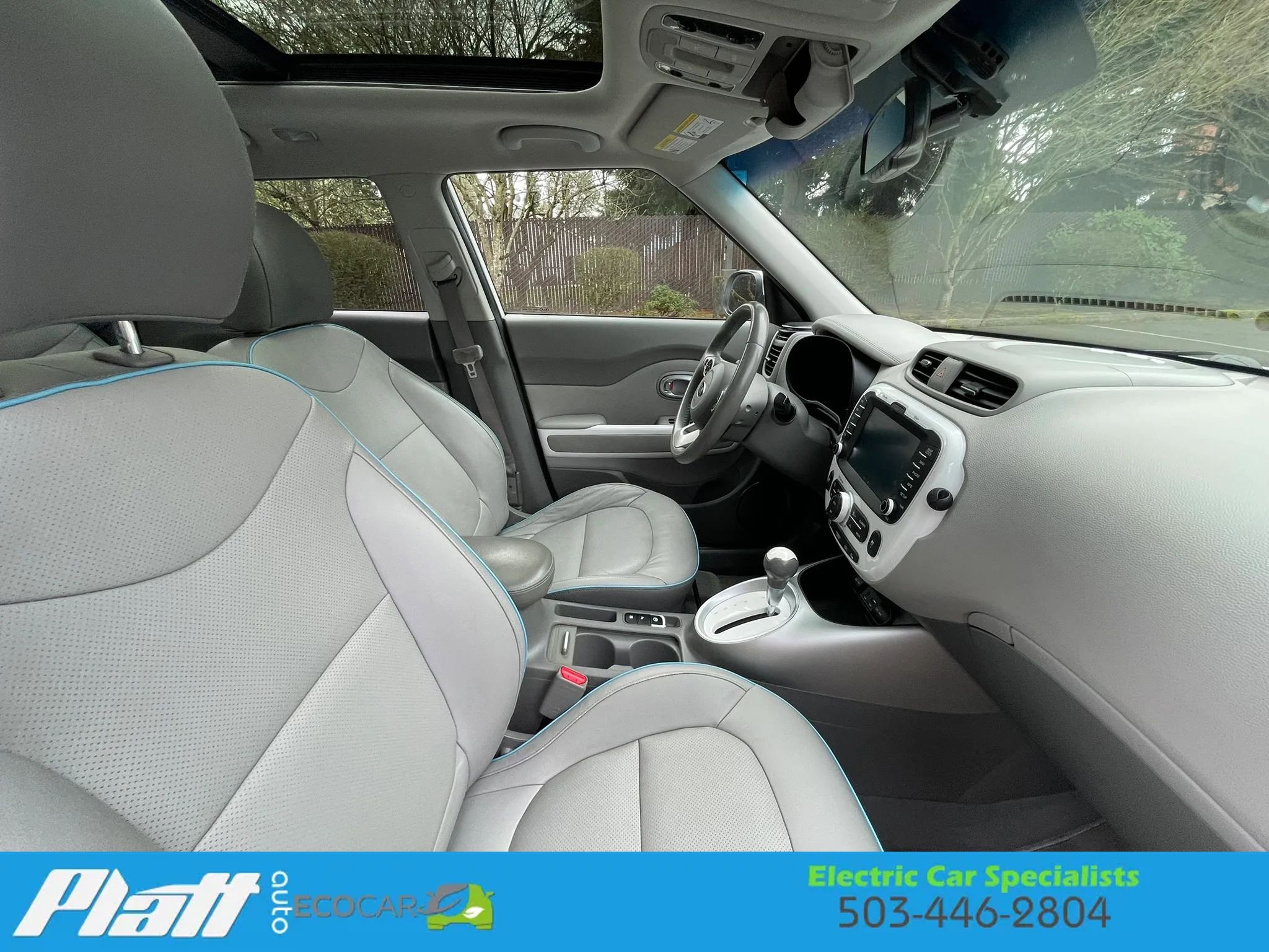 Used 2017 Kia Soul EV + w/ Sun & Fun Package image 53