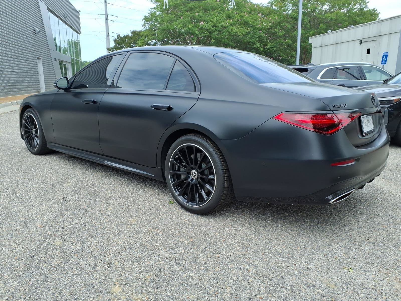 Used 2022 Mercedes-Benz S 580 4MATIC Sedan w/ AMG Line Package image 7