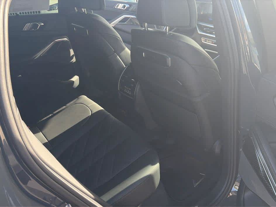 New 2027 BMW X6 M60i AWD/4WD image 24
