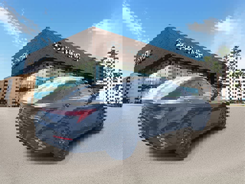 New 2026 Hyundai Elantra SEL Sport Premium image 3