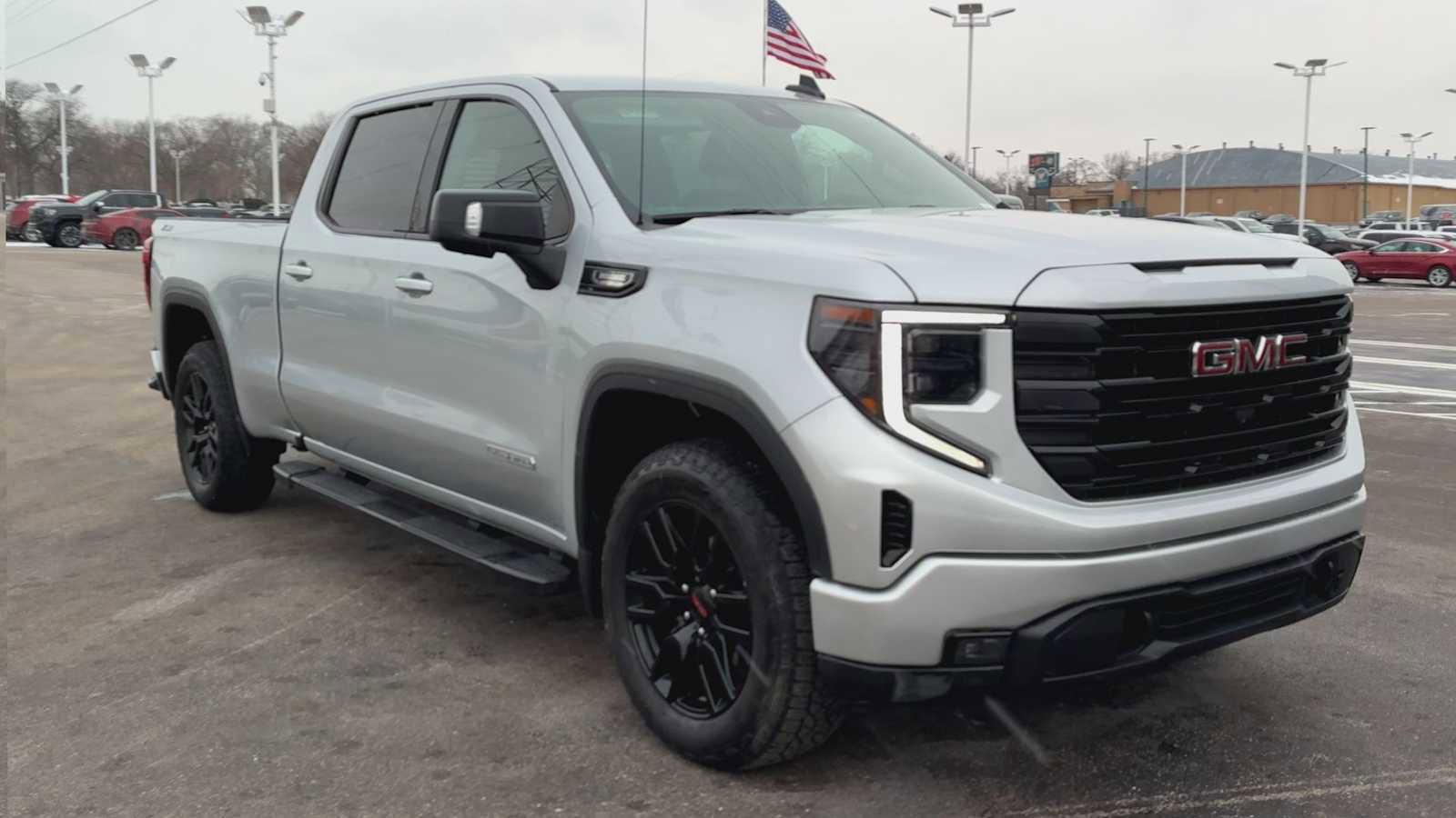 Certified 2022 GMC Sierra 1500 Elevation w/ Elevation Premium Package image 8