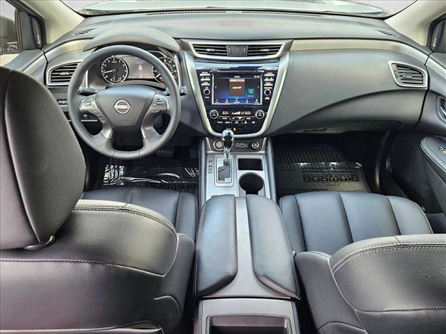 Used 2023 Nissan Murano SV w/ SV Midnight Edition Package FWD image 17