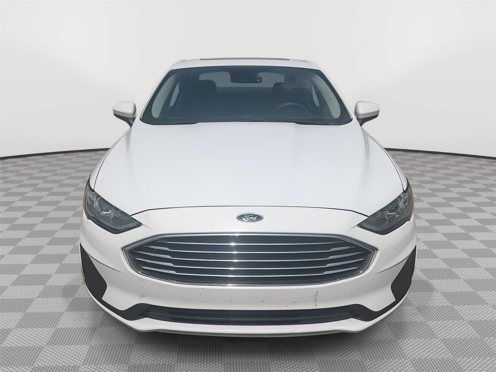 Used 2020 Ford Fusion SE FWD image 20