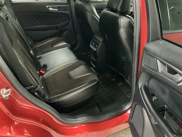 Used 2020 Ford Edge ST w/ Equipment Group 401A image 23