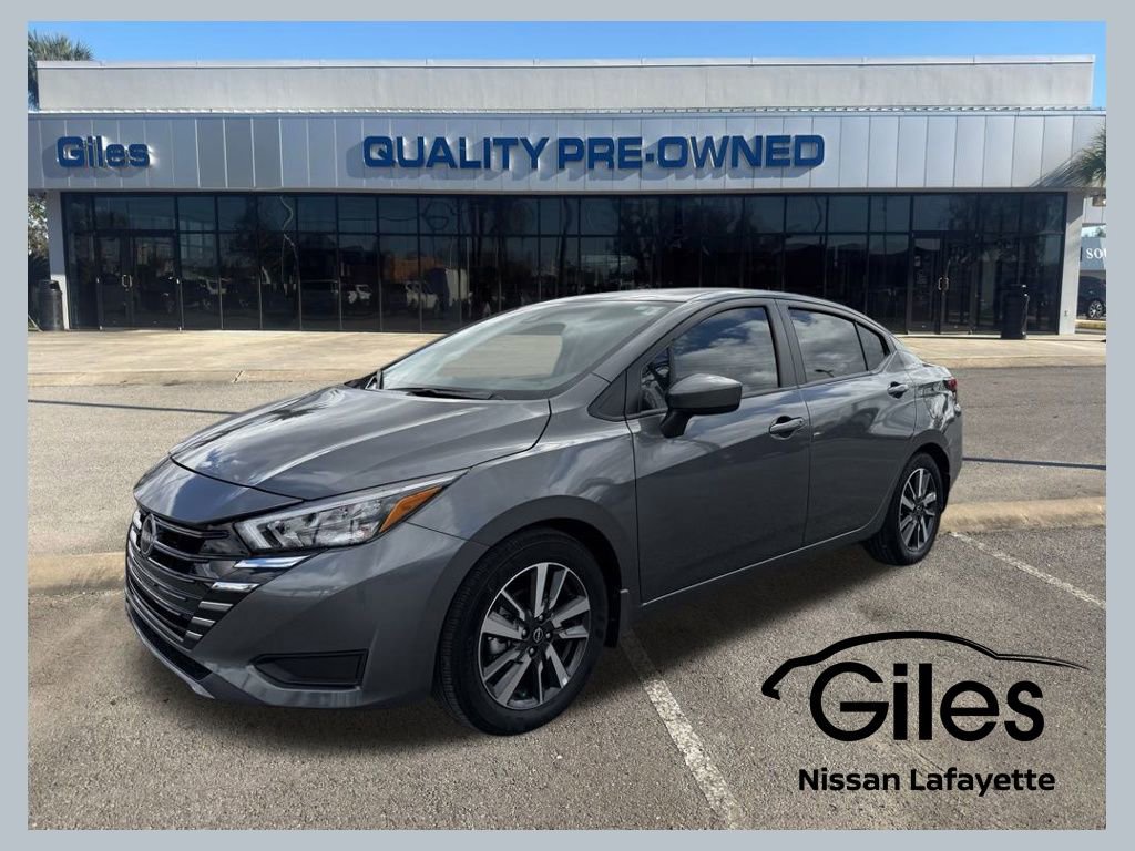 Used 2025 Nissan Versa SV w/ Trunk Package
