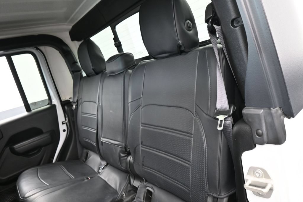 Used 2024 Jeep Gladiator Sport AWD/4WD image 27