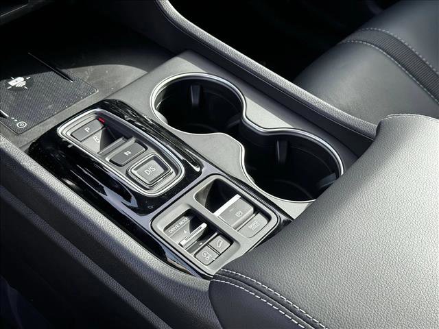 New 2025 Honda Pilot Touring image 14