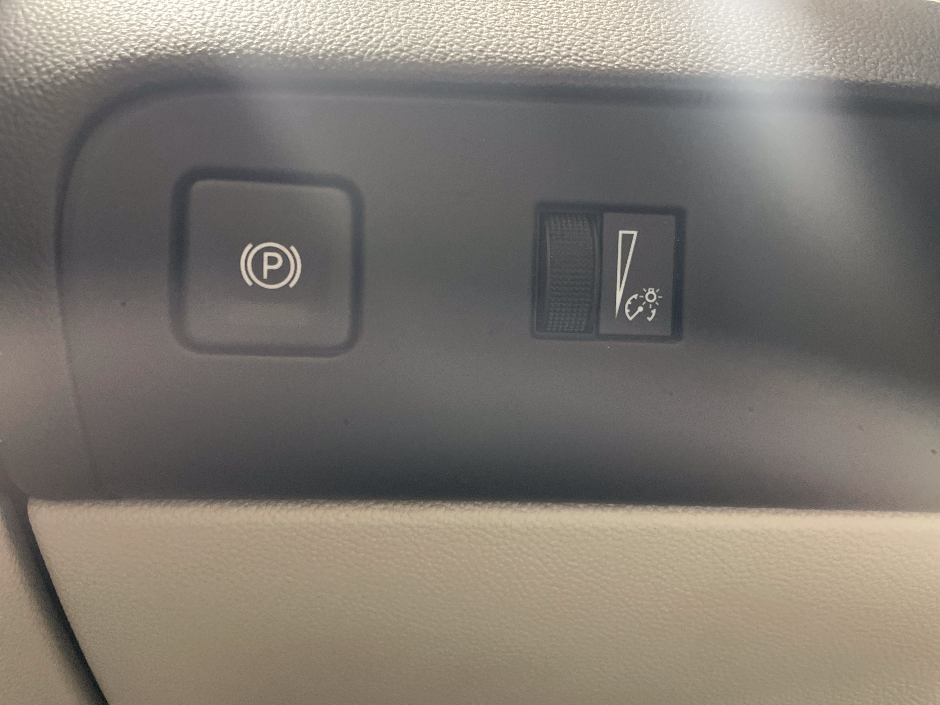 Used 2023 Buick Enclave Essence w/ Experience Buick Package AWD/4WD image 21