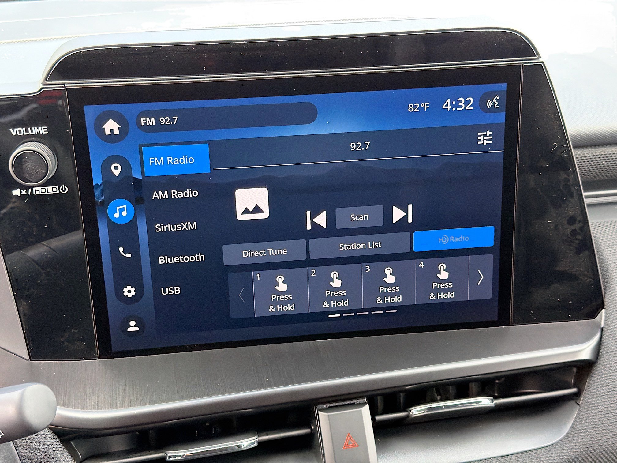 New 2026 Subaru Outback Limited AWD/4WD image 30