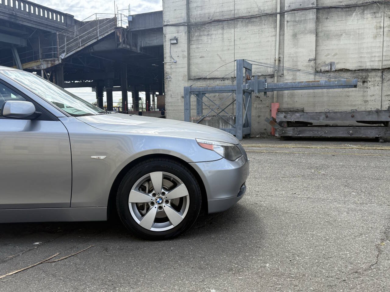 Used 2007 BMW 530xi Sedan AWD/4WD image 23