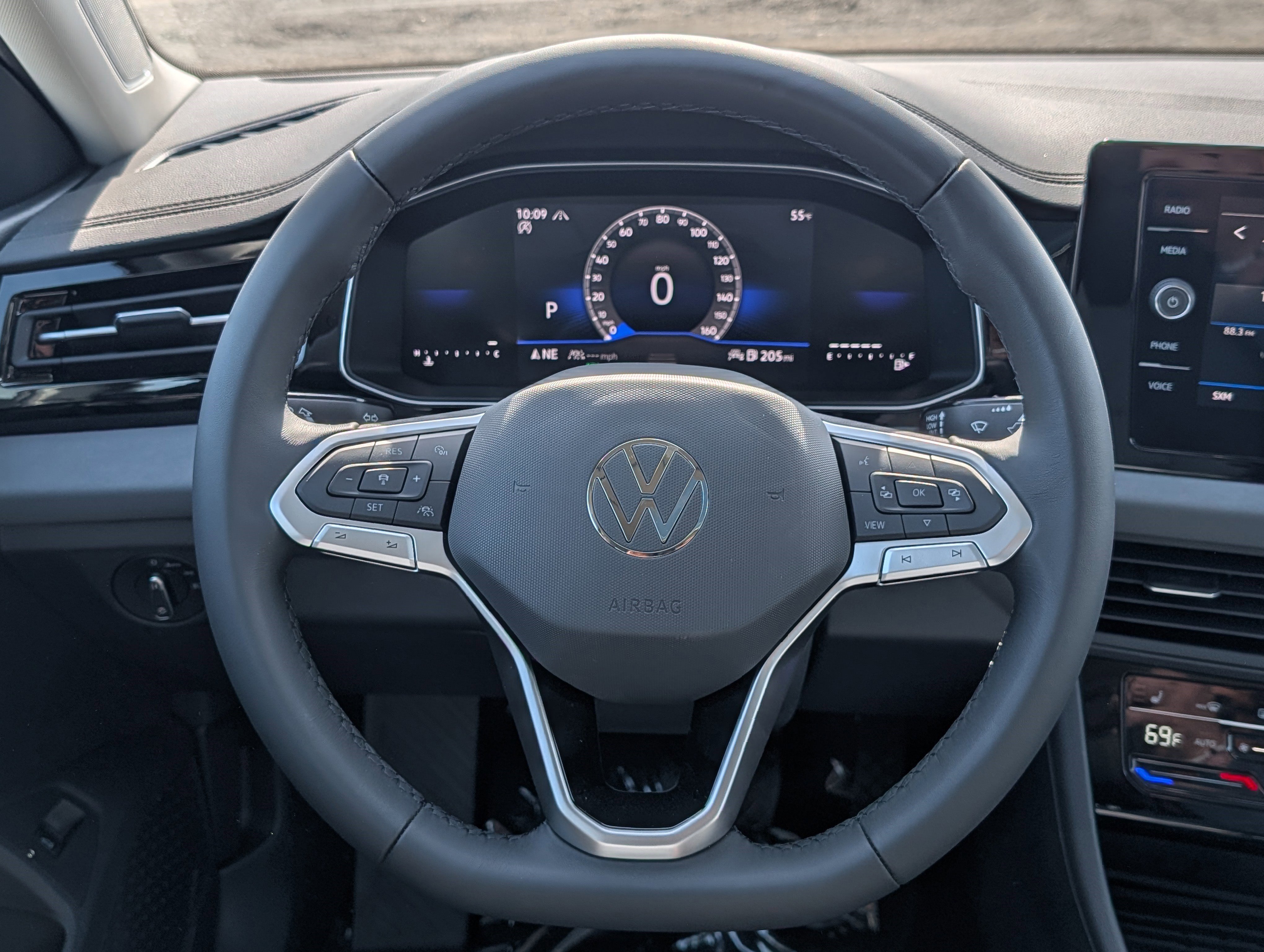 New 2026 Volkswagen Jetta SE image 10