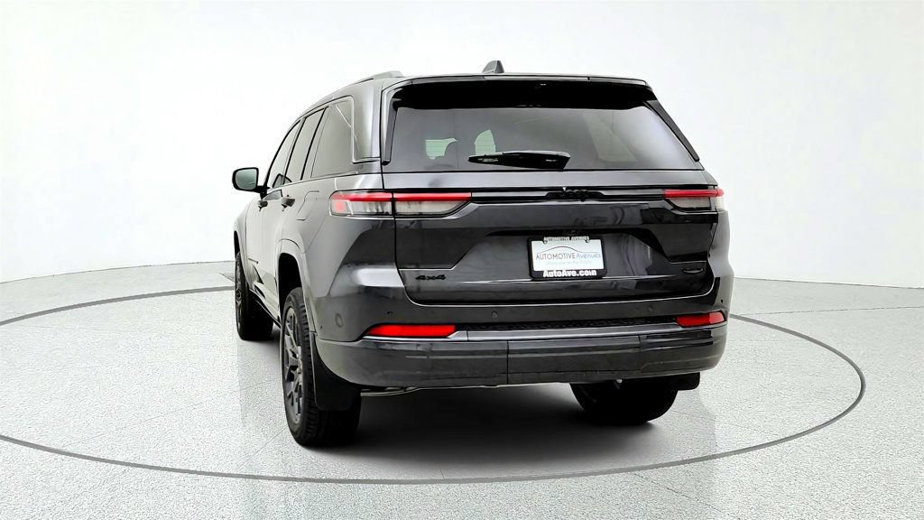 Used 2026 Jeep Grand Cherokee Summit w/ Obsidian Package AWD/4WD image 6