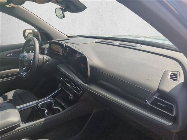 Used 2026 Chevrolet Traverse LT FWD image 21