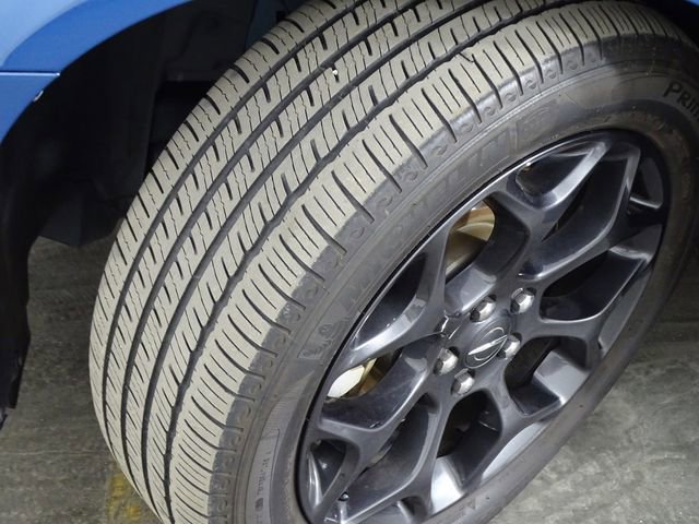 Used 2022 Chrysler 300 Touring w/ Sport Appearance Package image 40