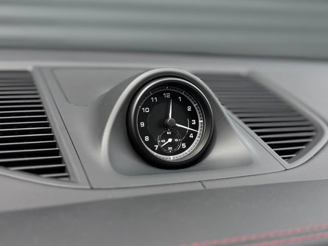 New 2026 Porsche Macan AWD/4WD image 27