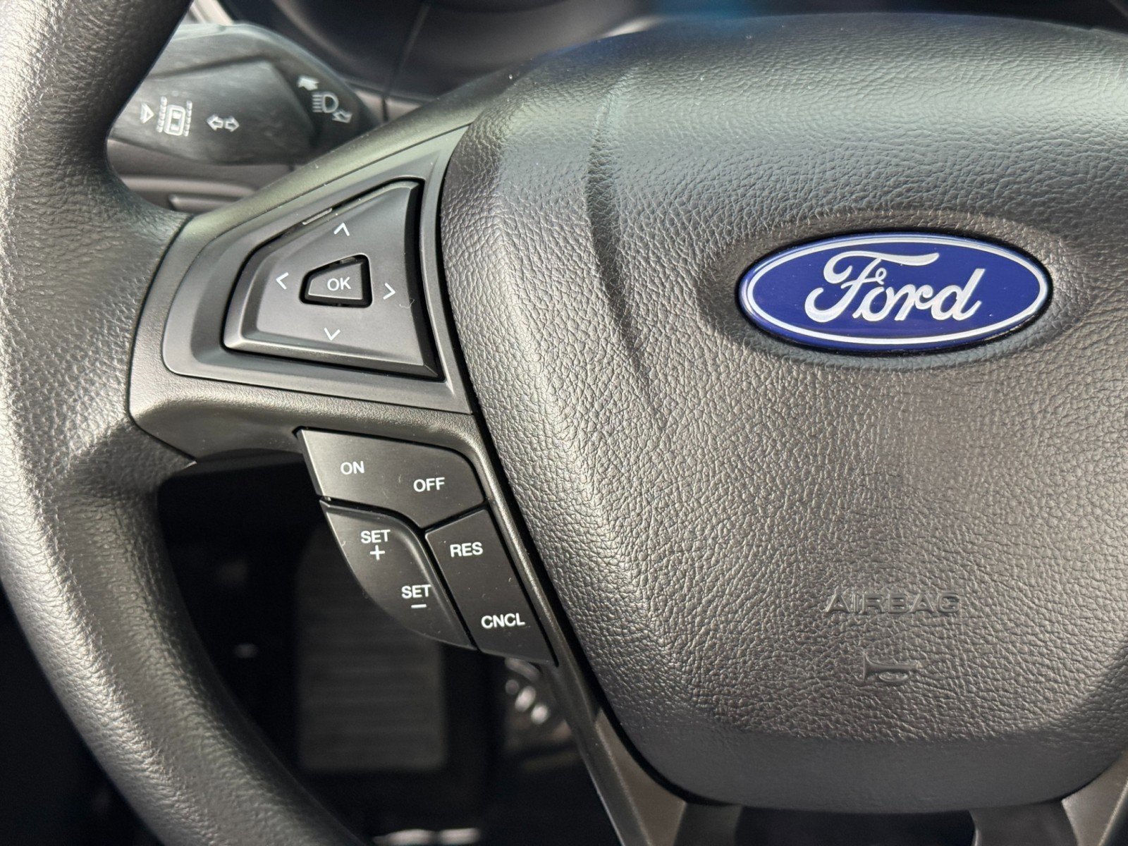 Used 2023 Ford Edge SE image 19