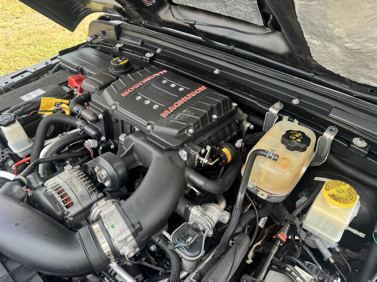 Used 2021 Jeep Gladiator Rubicon w/ Dual Top Group image 18