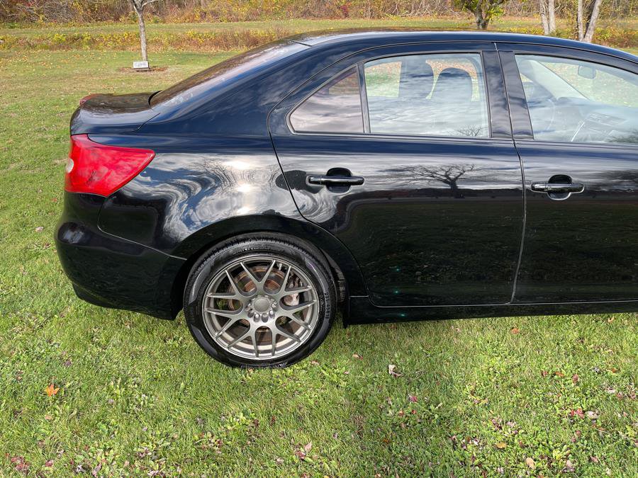 Used 2010 Suzuki Kizashi GTS FWD image 31