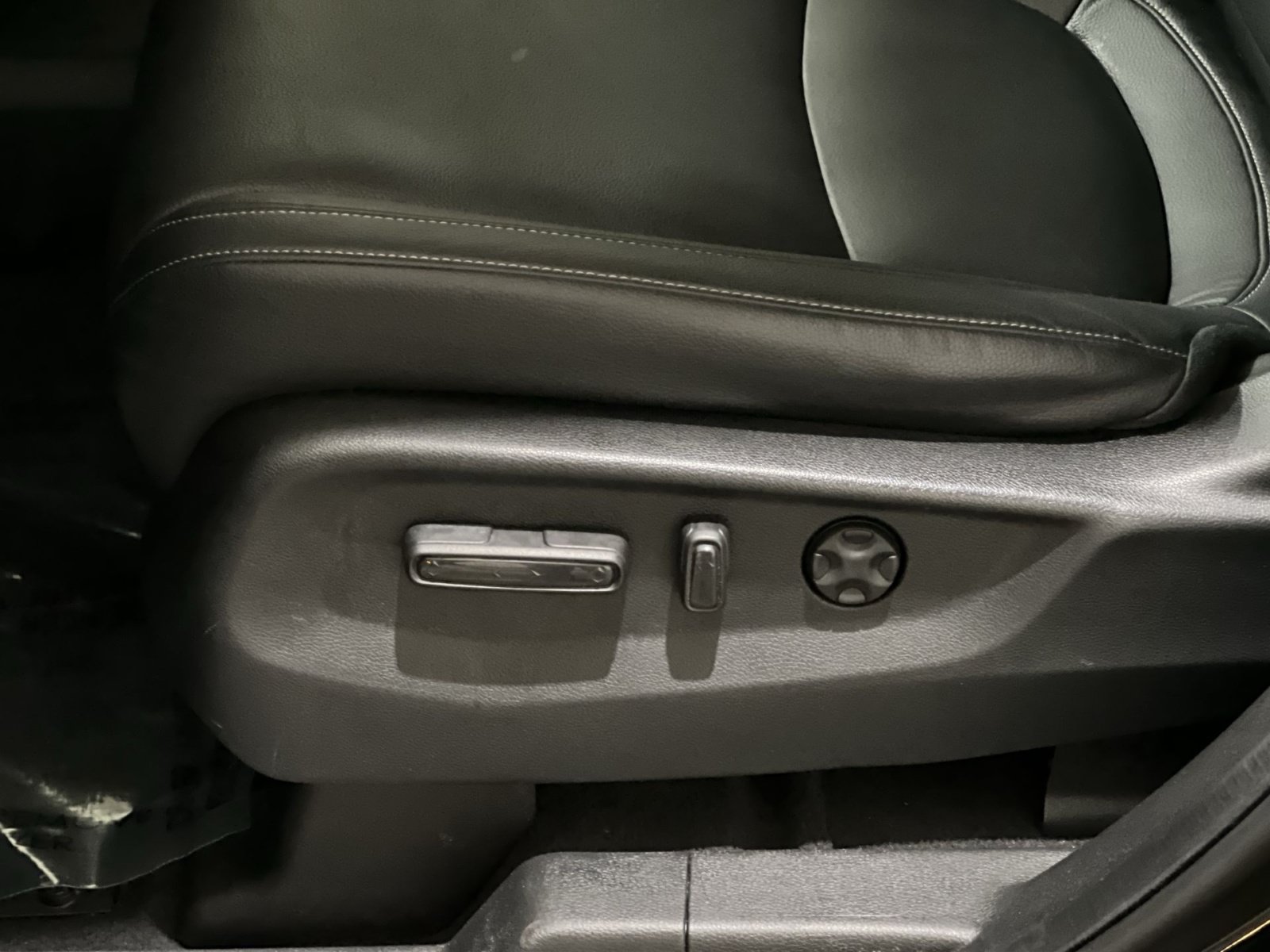 Used 2024 Honda Odyssey Touring image 15