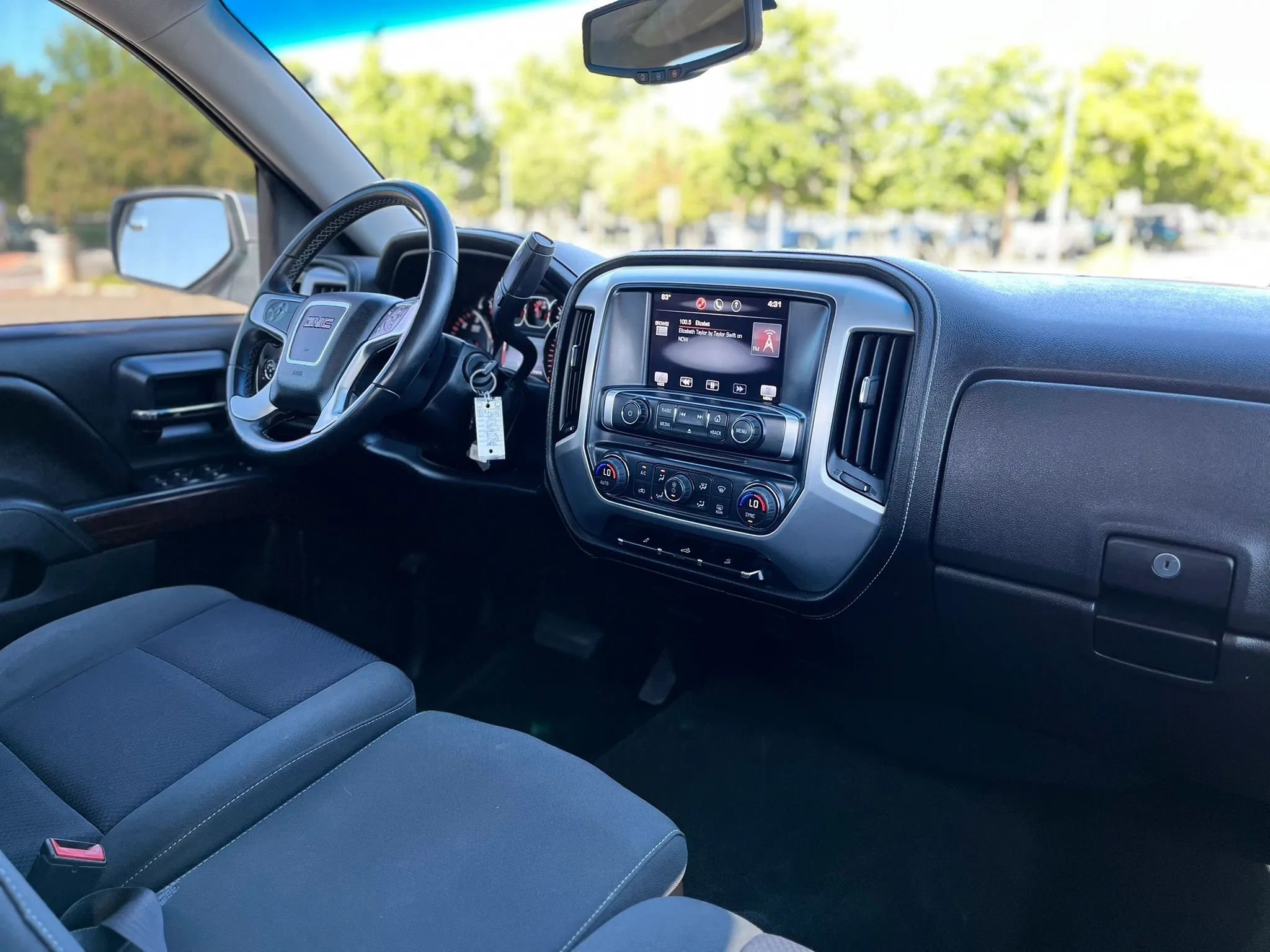 Used 2014 GMC Sierra 1500 SLE w/ SLE Value Package AWD/4WD image 16