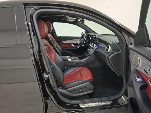 Used 2022 Mercedes-Benz GLC 300 4MATIC Coupe w/ AMG Line image 9