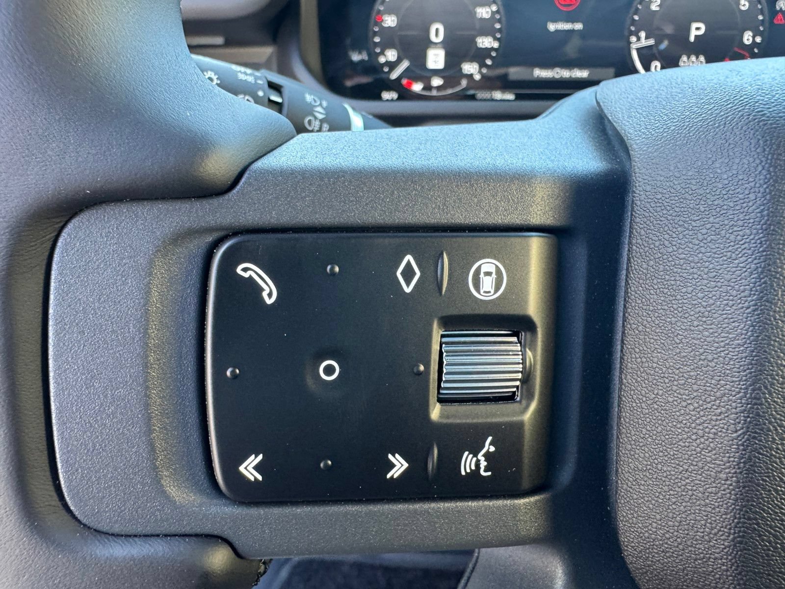 New 2026 Land Rover Defender 110 S AWD/4WD image 25