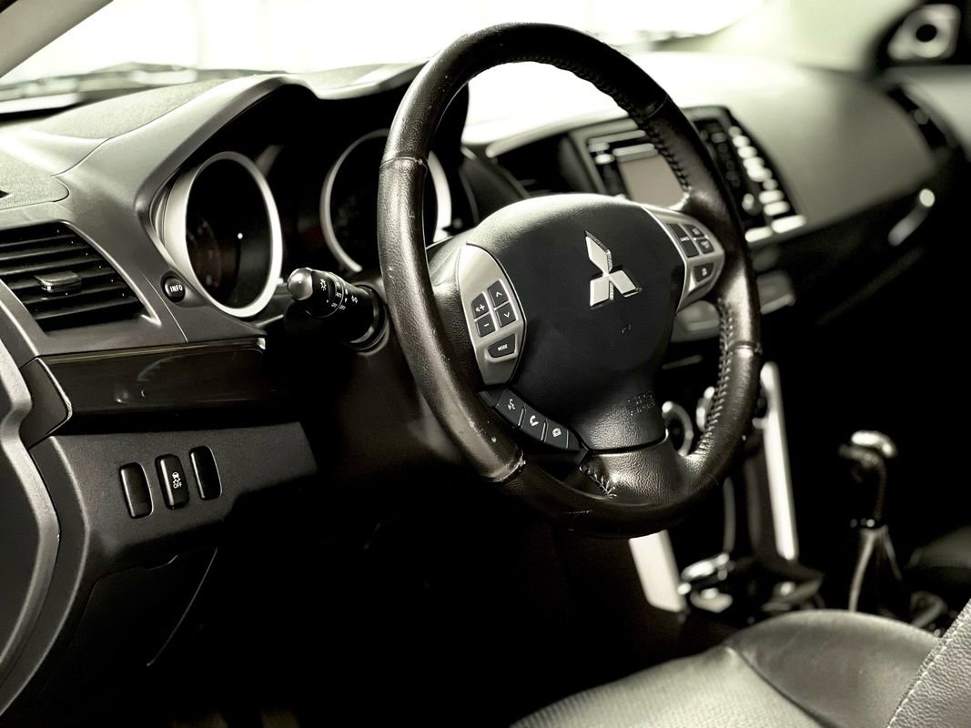 Used 2016 Mitsubishi Lancer GT image 16