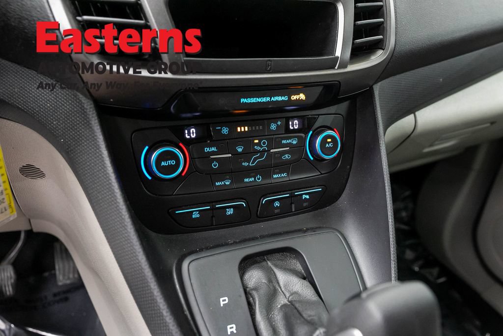 Used 2022 Ford Transit Connect XLT FWD image 19