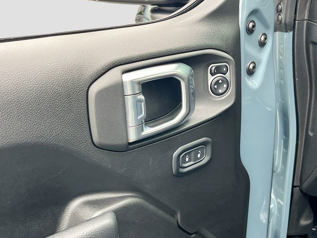 Certified 2024 Jeep Wrangler Unlimited w/ LED Headlamp & Fog Lamp Group image 17