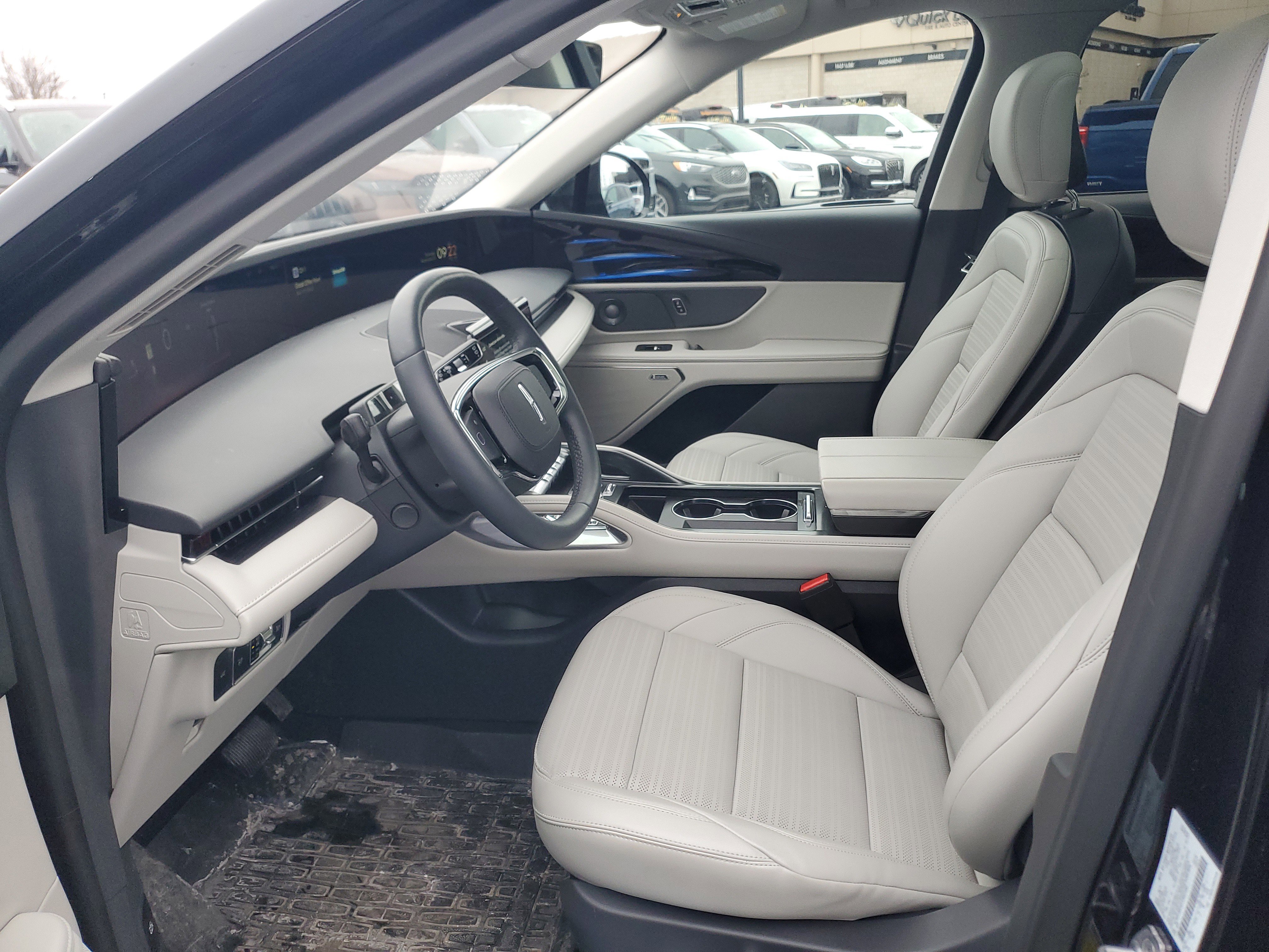 New 2026 Lincoln Nautilus Reserve w/ Jet Appearance Package image 11