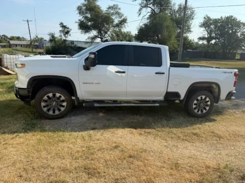 Used 2024 Chevrolet Silverado 2500 Custom w/ Custom Value Package AWD/4WD image 9