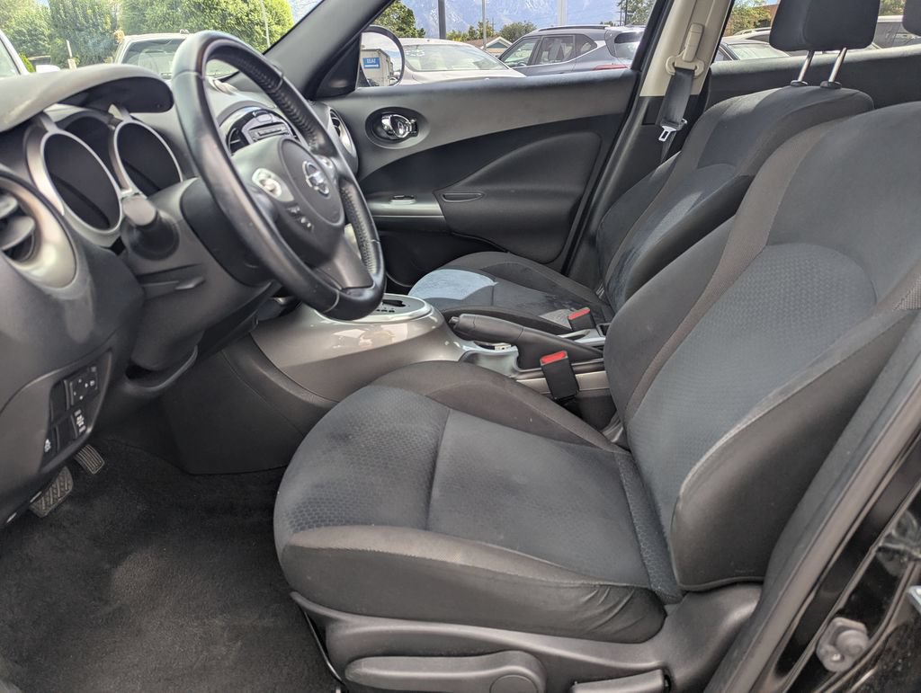 Used 2014 Nissan Juke SV AWD/4WD image 25