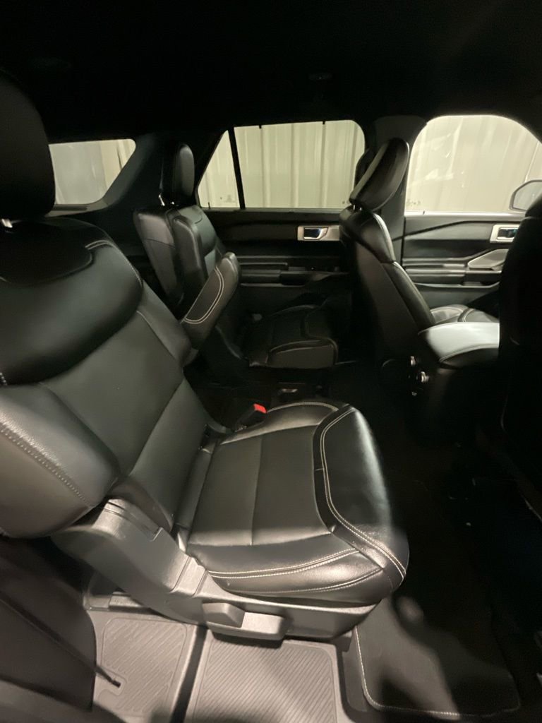 Used 2020 Ford Explorer ST w/ Premium Technology Package image 14