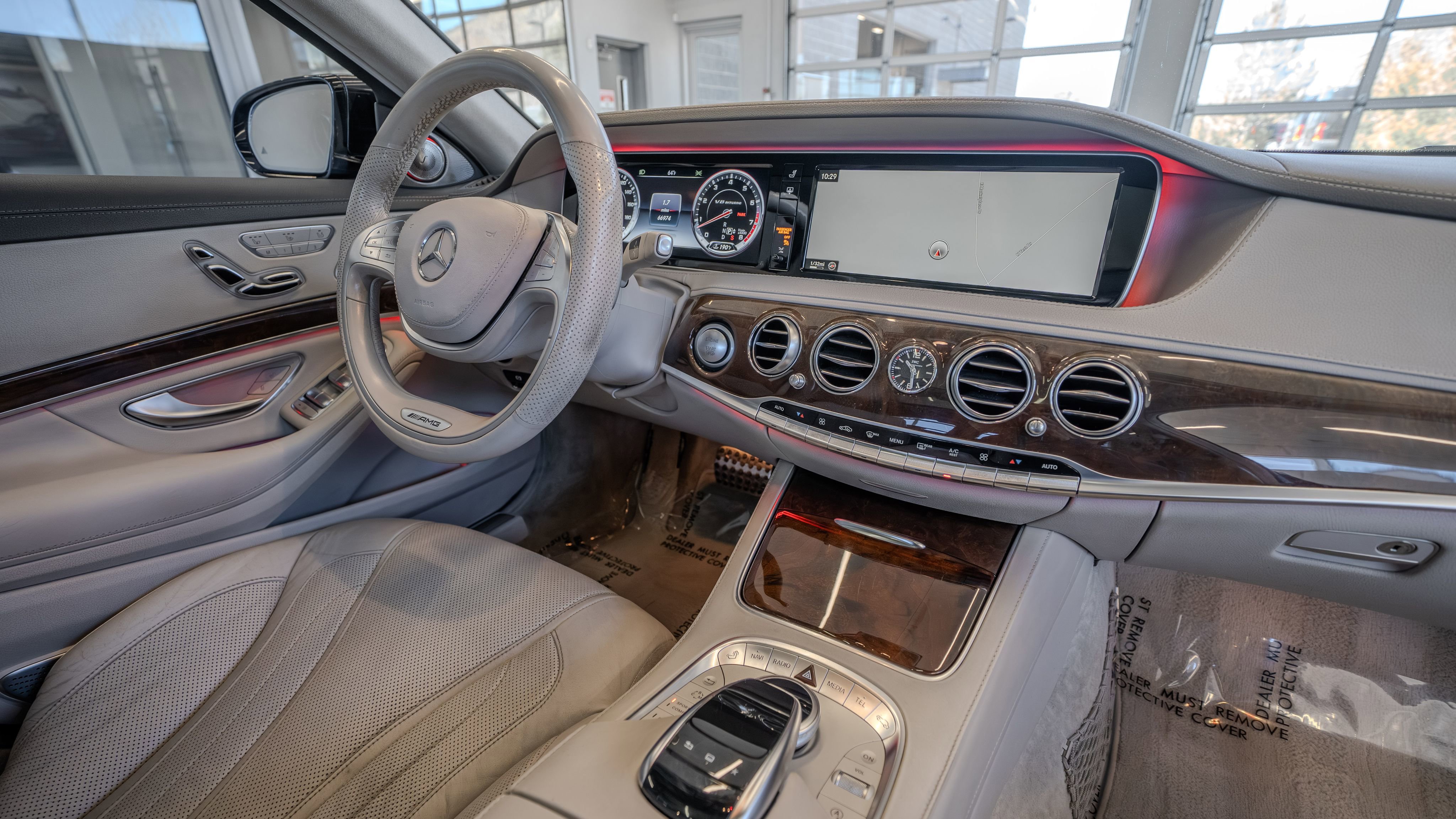 Used 2015 Mercedes-Benz S 63 AMG 4MATIC Sedan image 19