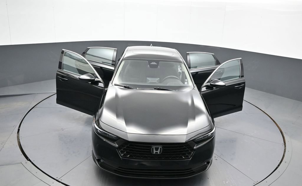 Certified 2023 Honda Accord EX image 43
