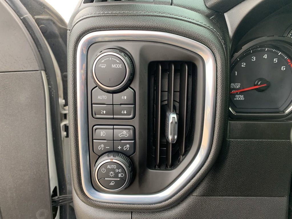 Used 2021 Chevrolet Silverado 1500 LT Trail Boss w/ Convenience Package II image 19