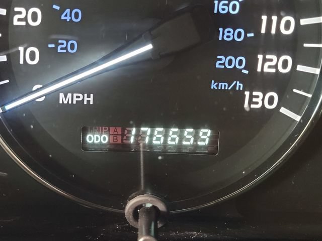 Used 2006 Lexus LX 470 4WD image 26