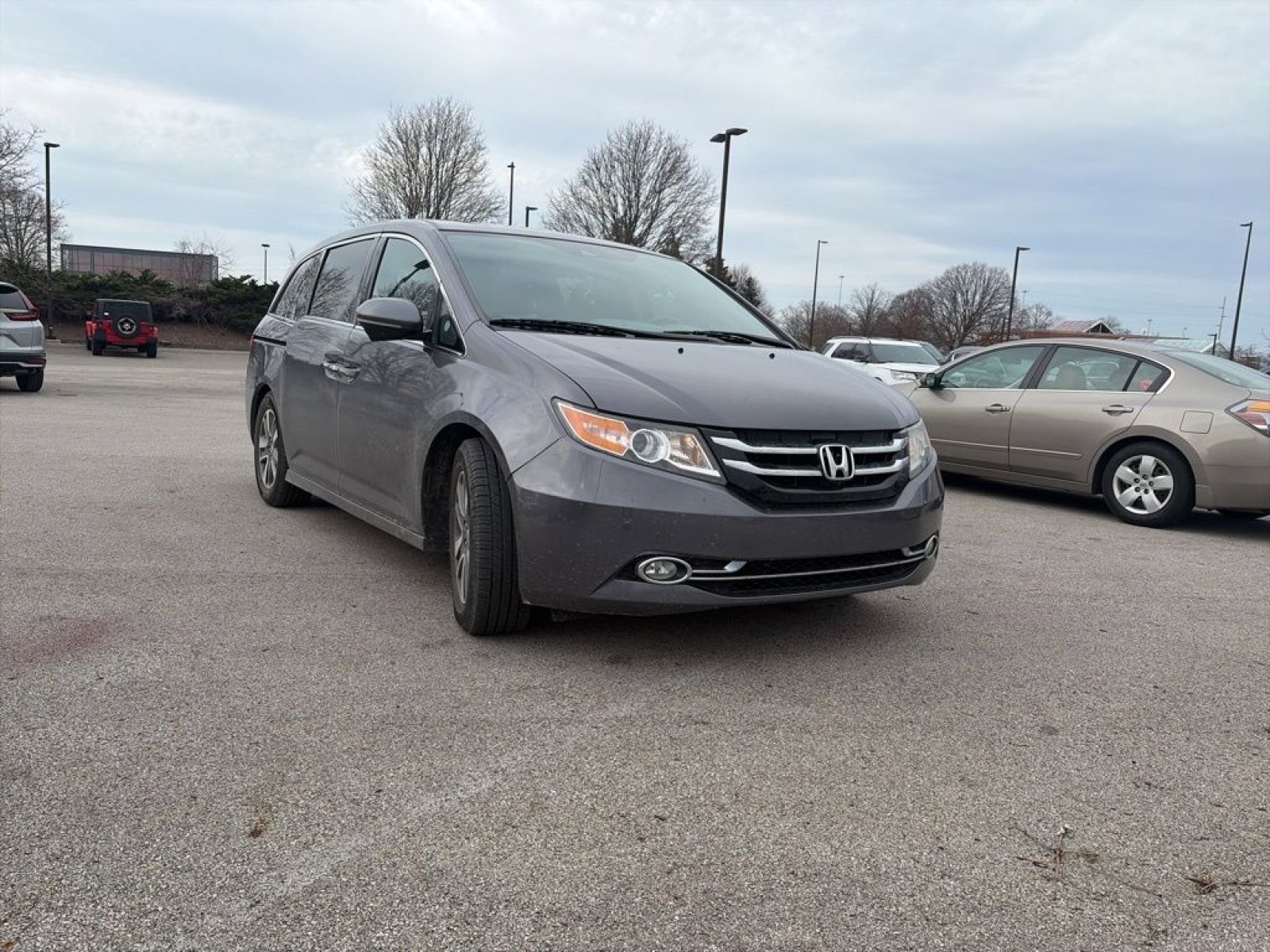 Used 2015 Honda Odyssey Touring Elite image 3