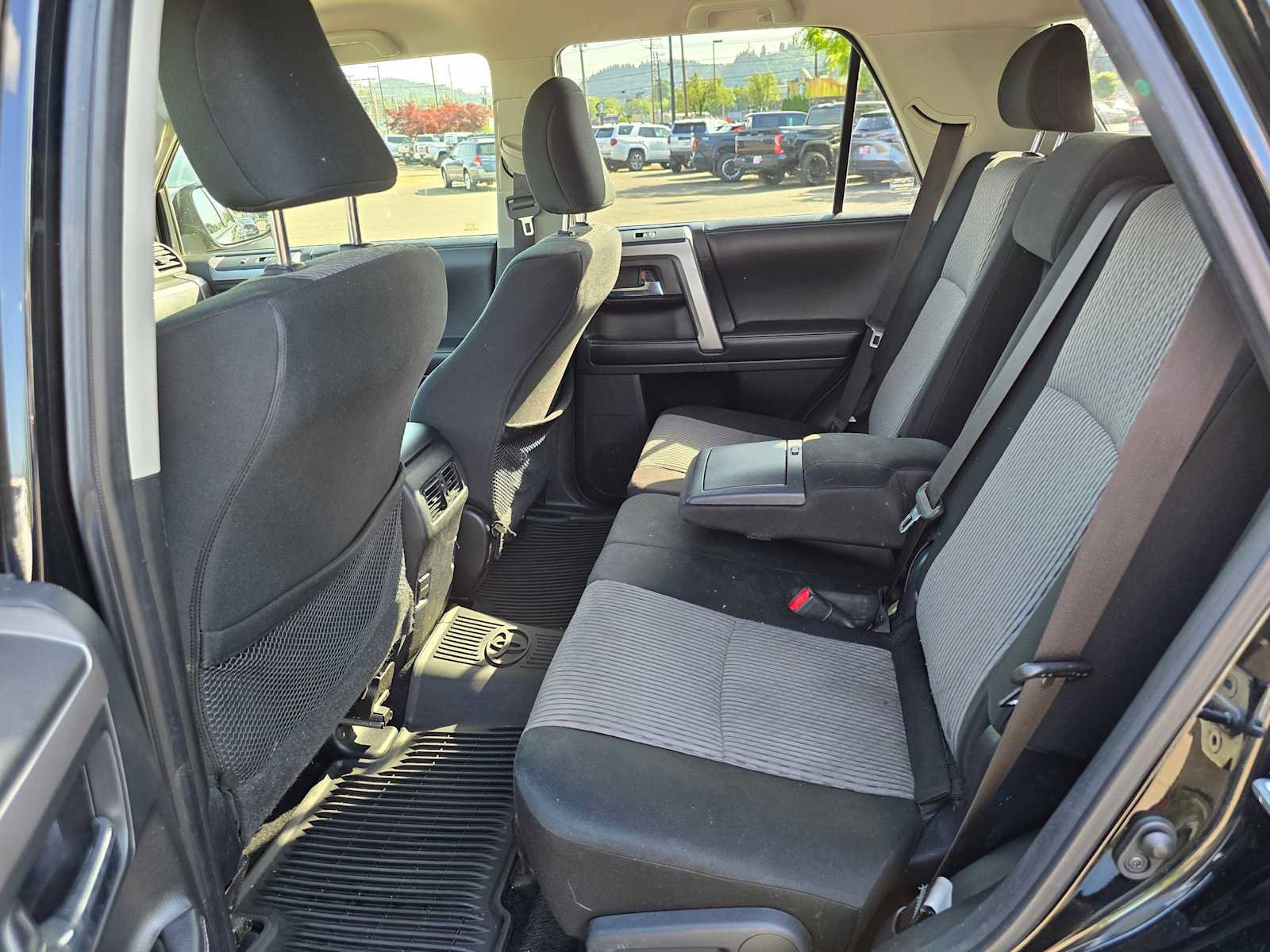 Certified 2019 Toyota 4Runner SR5 AWD/4WD image 19