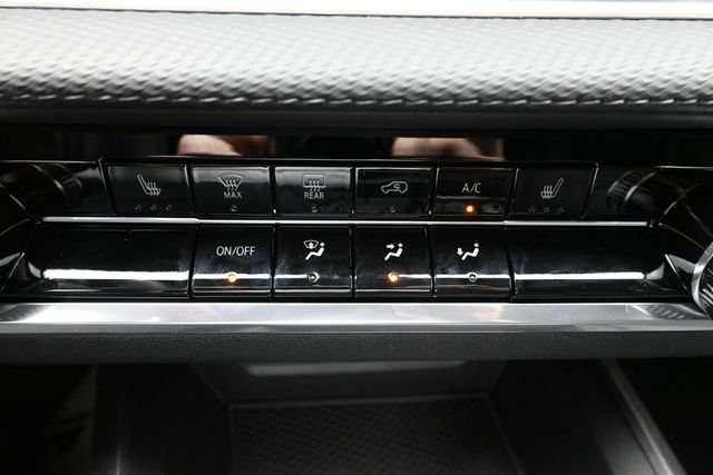 New 2026 Chevrolet Equinox LT w/ Safety and Technology Package FWD image 40