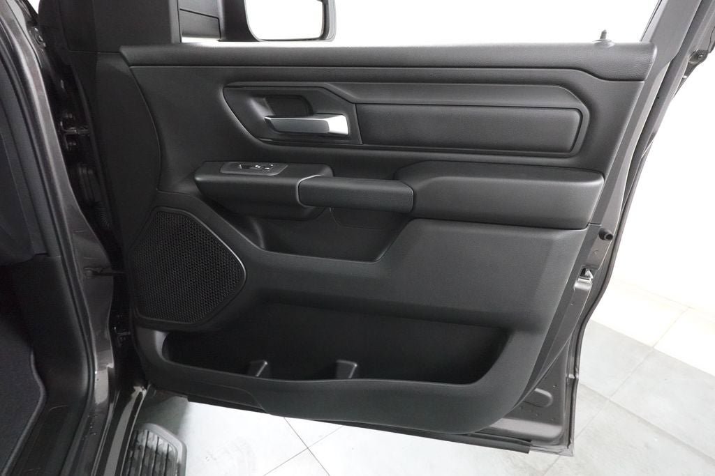 New 2026 RAM 1500 Express AWD/4WD image 27