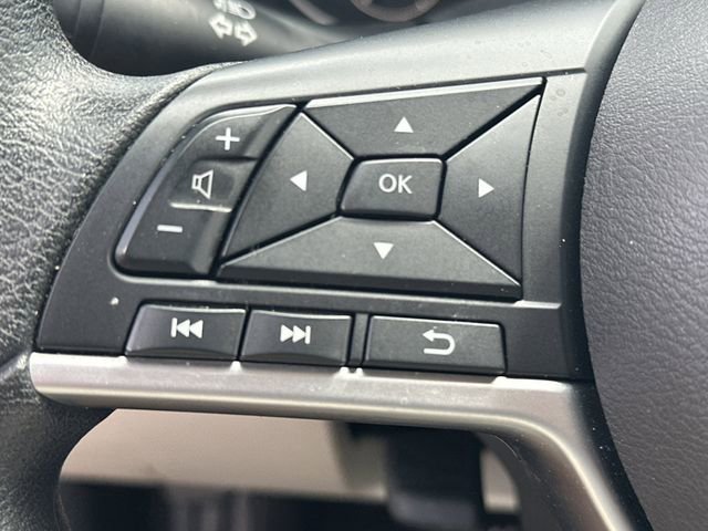 Used 2025 Nissan Altima 2.5 SV image 23